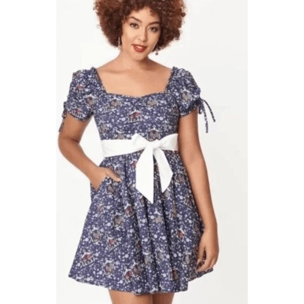 Unique Vintage Blue Floral Mini Dress